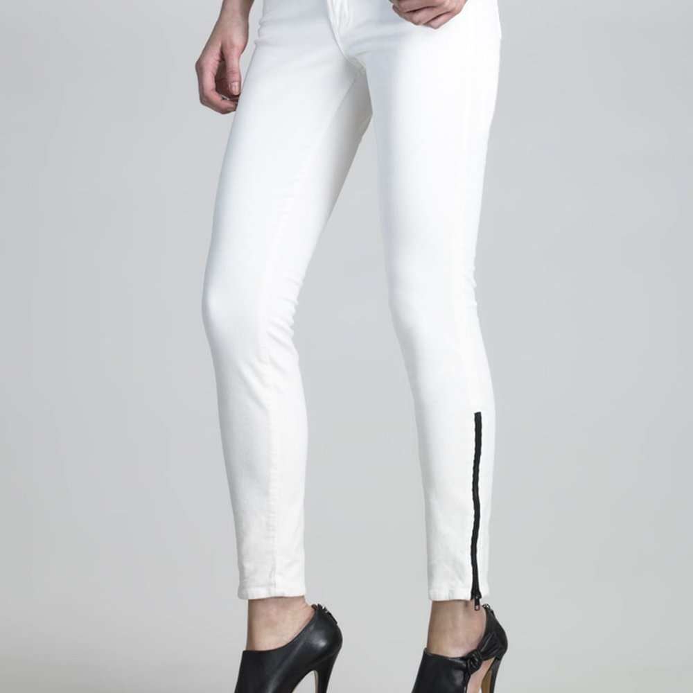🥳HP🎉J Brand Skinny Corduroy Jeans, sz 26